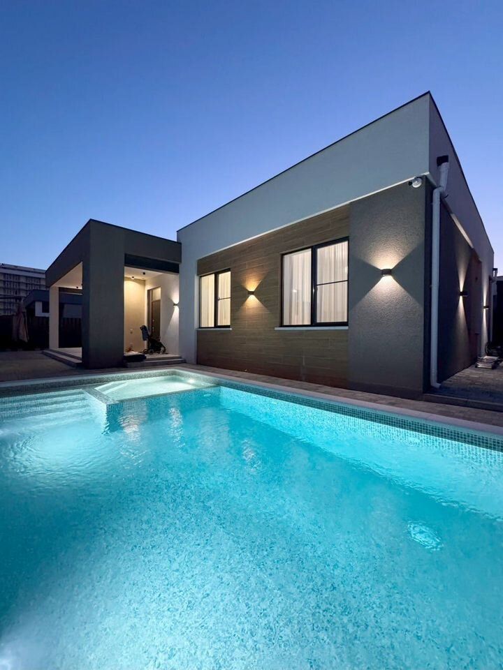“House of hedonist”